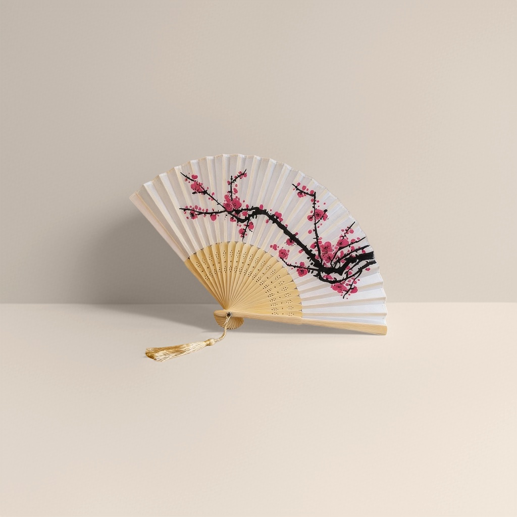 白色扇面配粉红梅花图案折扇 手工竹骨便携纳凉扇