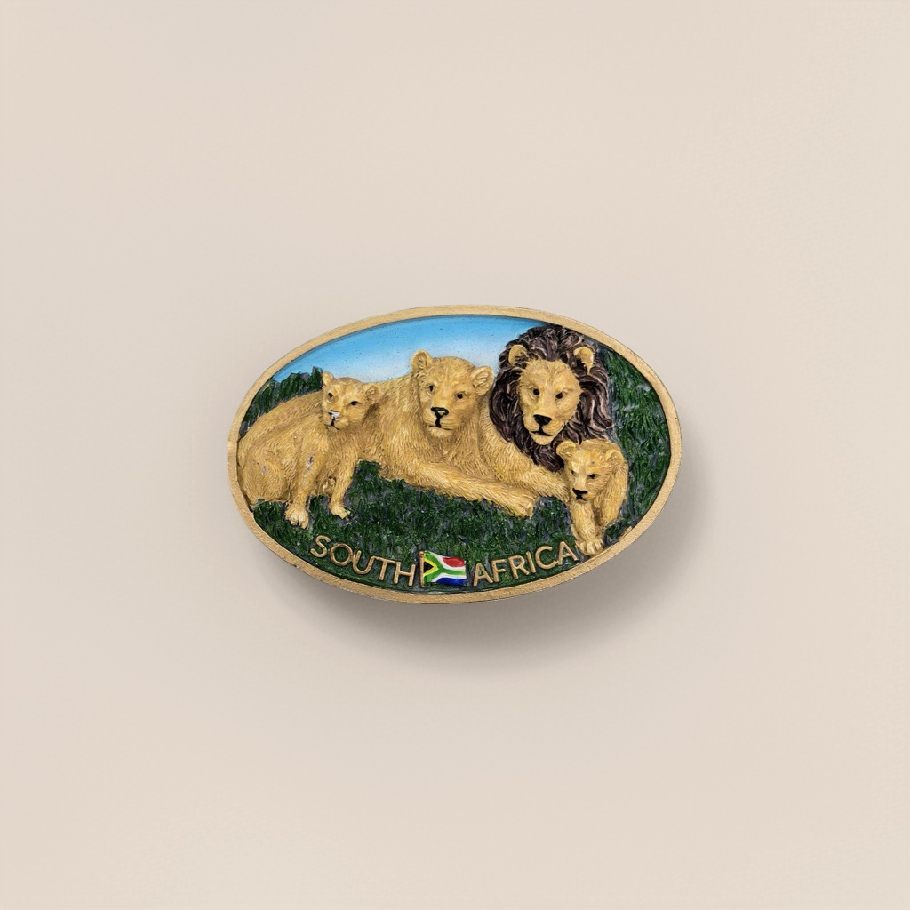 Oval-shaped magnetic lion pattern home refrigerator sticker decoration for a family of three details Picture