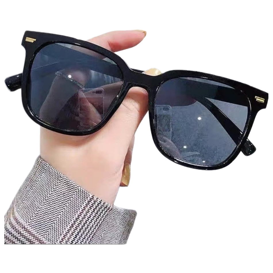 The lightweight TR90 black sunglasses with UV-resistant frames are suitable for cycling and driving Item Picture