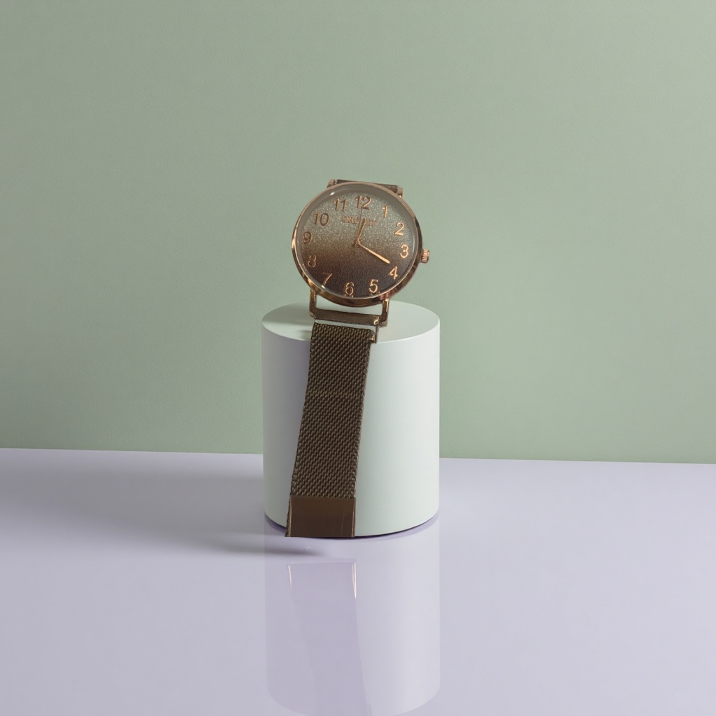 Rose gold case, gradient dial and metal mesh strap watch