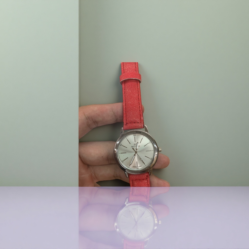 The red strap watch is a fashionable and simple quartz men's watch with a genuine leather strap that is waterproof and luminous details Picture