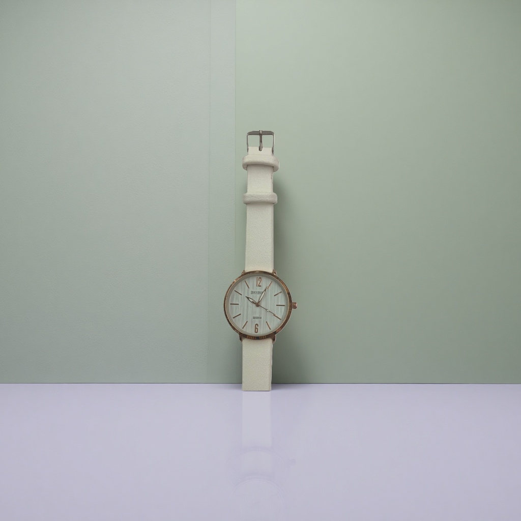 The quartz ladies' watch with a white strap and golden frame is fashionable, simple and versatile Specification image