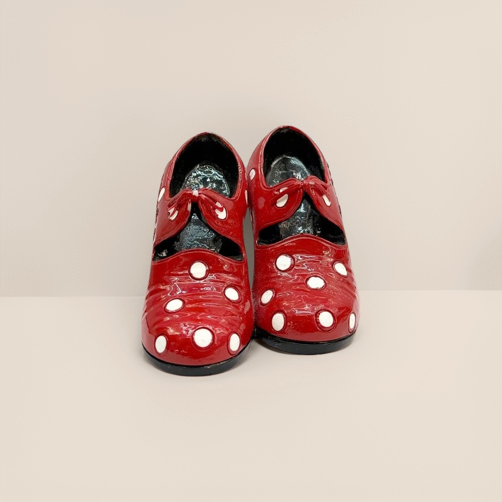 Red polka dot Mary Jane shoes, women's retro round-toe chunk-heeled single shoes details Picture