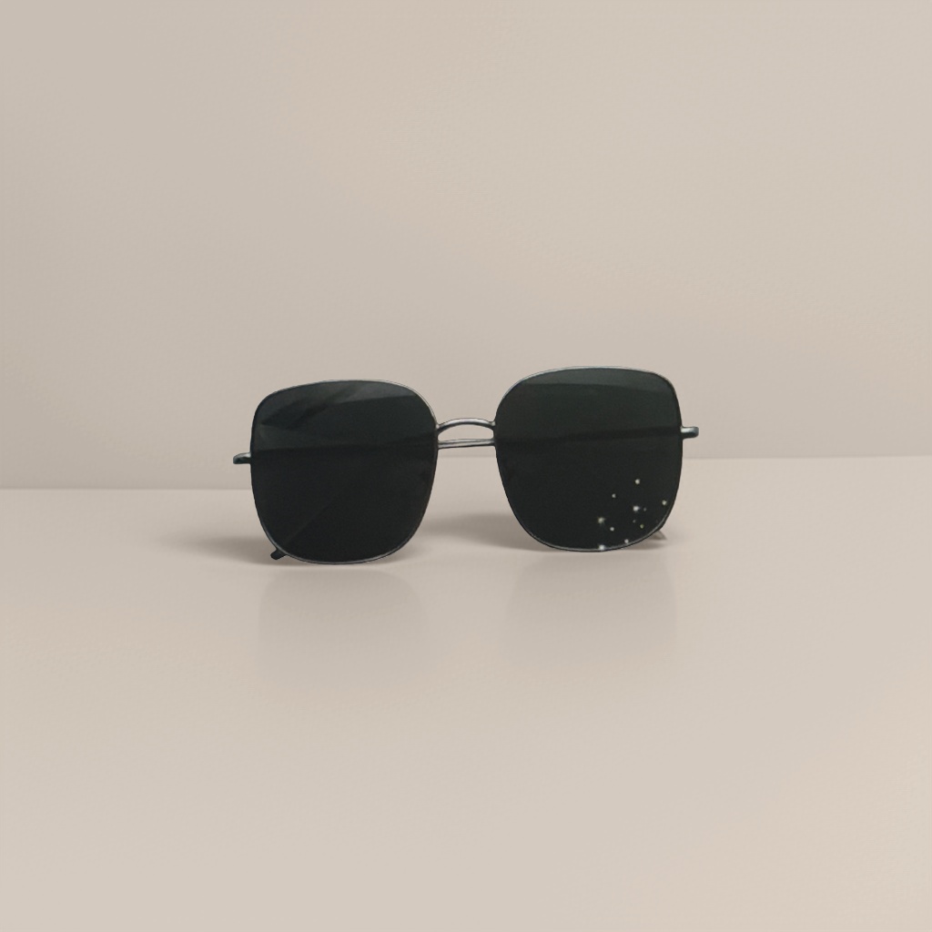 Black square sunglasses are fashionable and versatile, with UV protection and polarized light Application Scenario