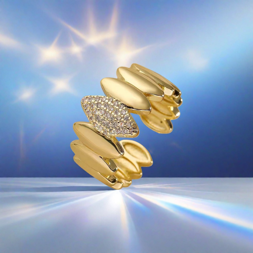 A golden diamond-encrusted leaf-shaped ring, a fashionable and light luxury lady's ring Specification image