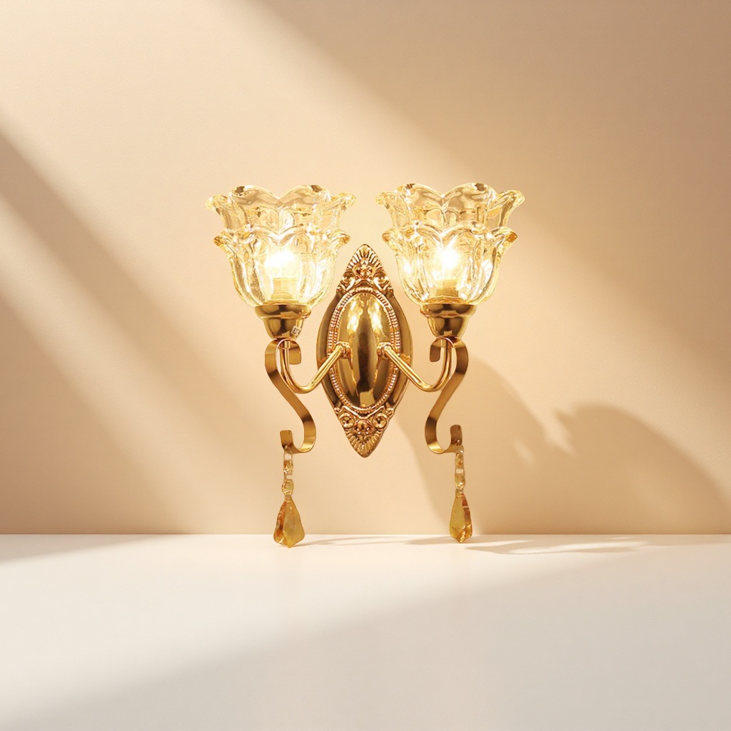 The golden wall lamp is in full bloom with a double-flower-shaped crystal lampshade. The carved metal base hangs an amber crystal pendant Application Scenario