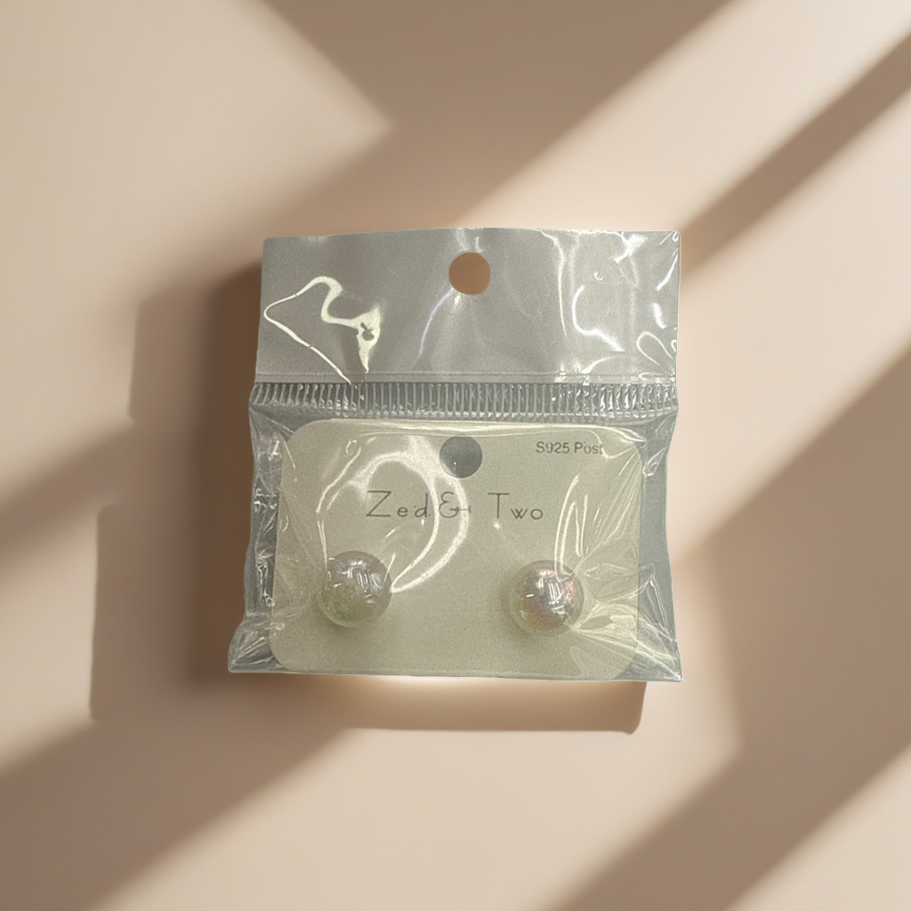 Zed & Two S925 Post Round pearl white stud, transparent plastic bag packaging details Picture