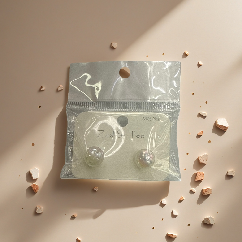 Zed & Two S925 Post Round pearl white stud, transparent plastic bag packaging Application Scenario