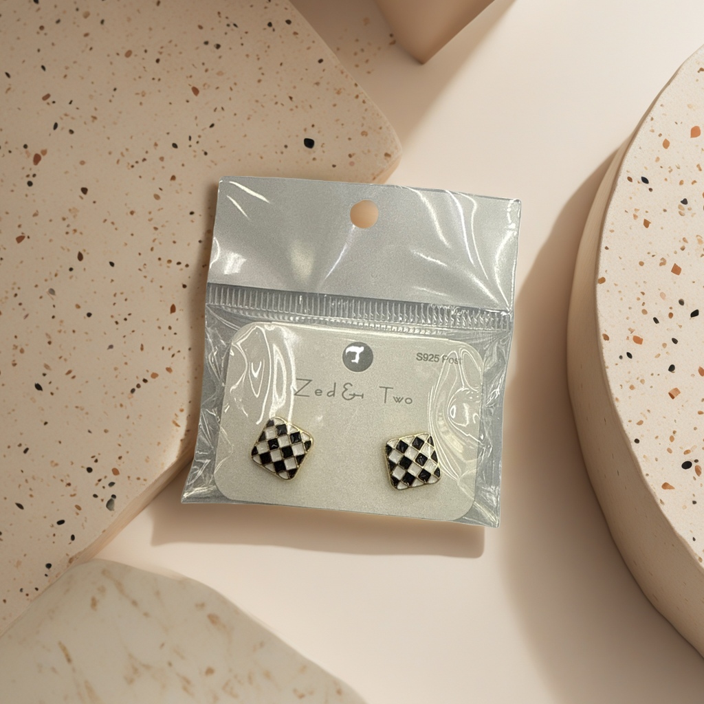 Black and white checkered geometric style stud earrings are fashionable, simple and versatile
