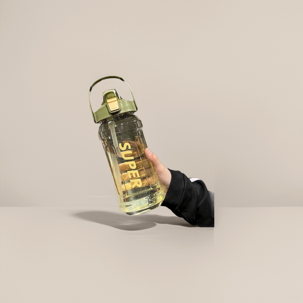 The green hand-held water cup has a large capacity for heat and cold preservation, is portable, simple and fashionable, and is suitable for both home and office use Application Scenario