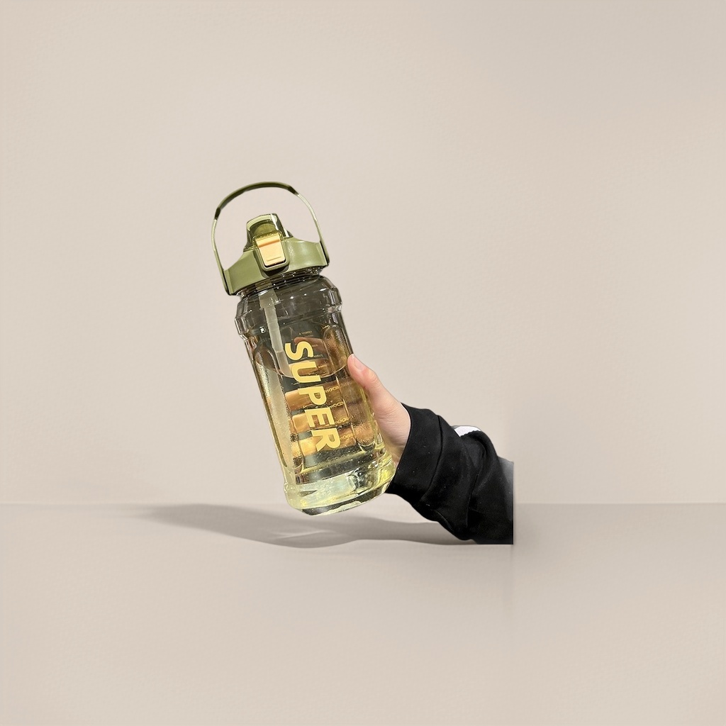 The green hand-held water cup has a large capacity for heat and cold preservation, is portable, simple and fashionable, and is suitable for both home and office use Specification image