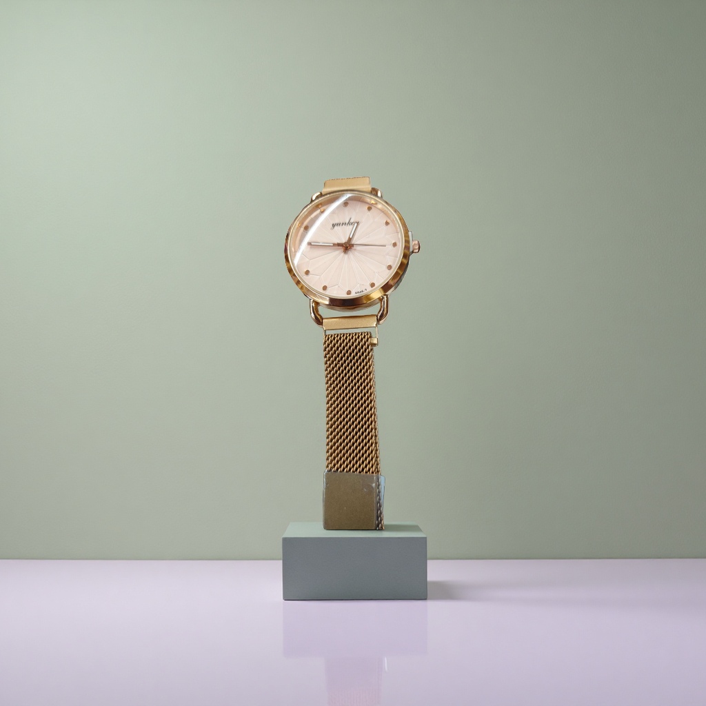 Reloj de esfera dorada moda simple cuarzo hombre reloj resistente al agua resistente al desgaste negocios casual details Picture