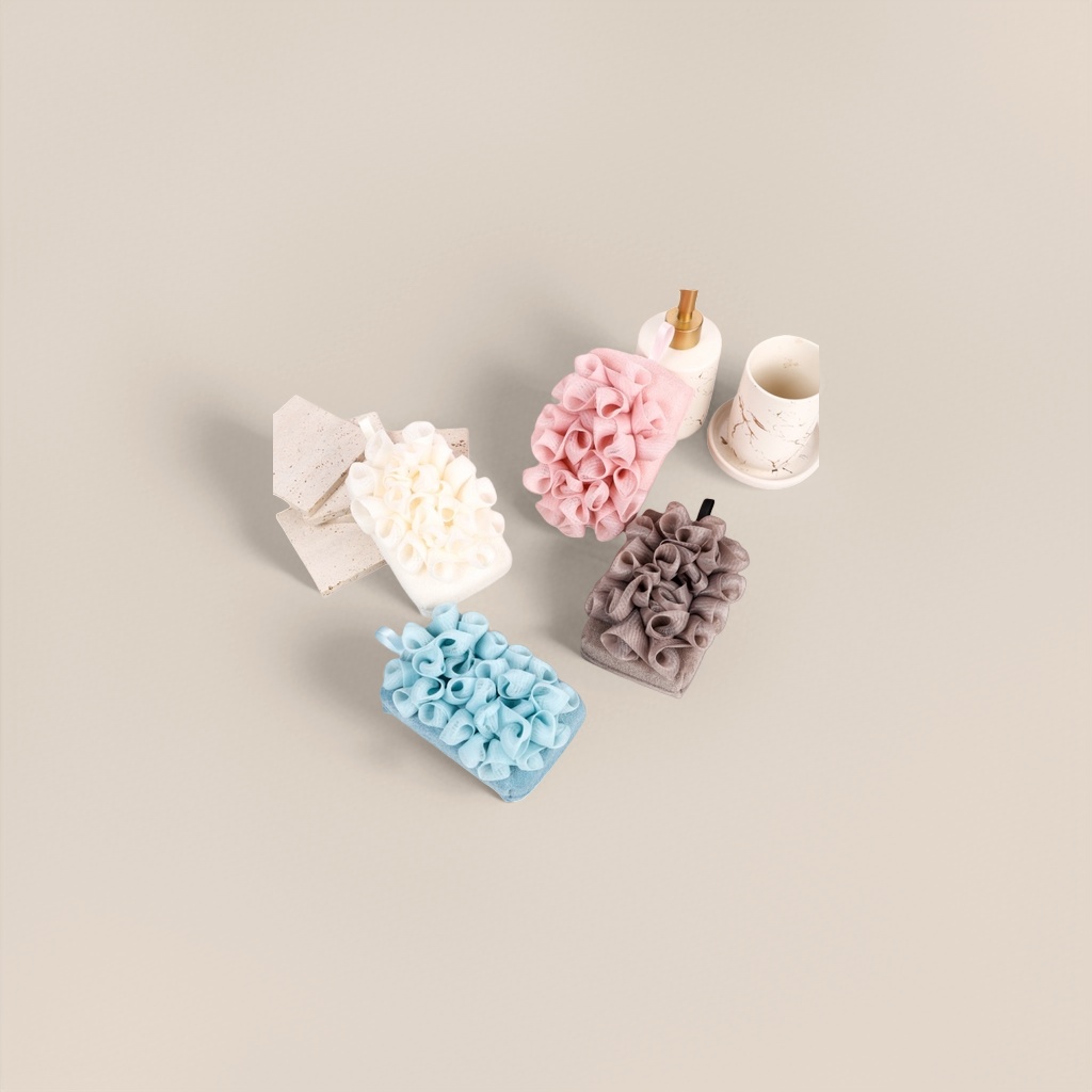 The colorful curly lace bath ball is soft and smooth. When scrubbing, exfoliation is gentle and does no harm to the skin Specification image