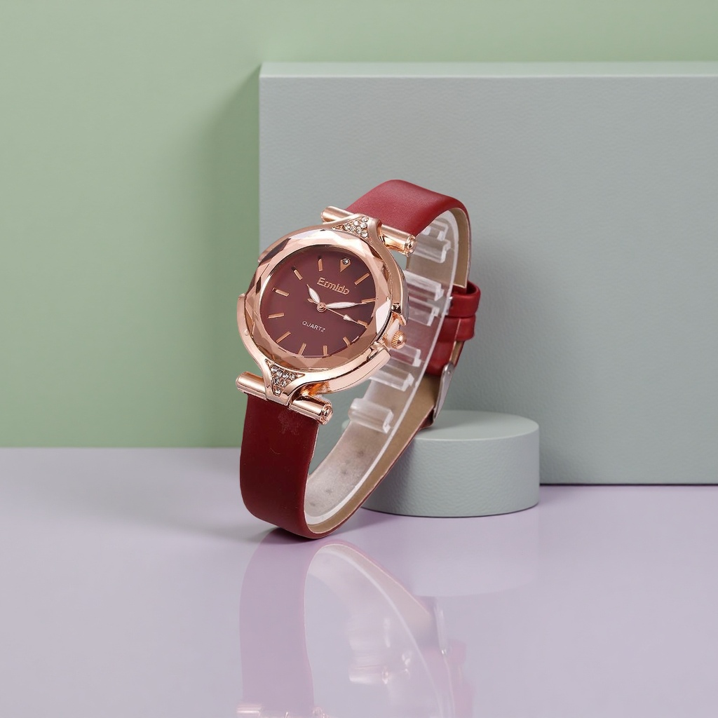 A fashionable and simple ladies' quartz watch with a wine red leather strap Specification image