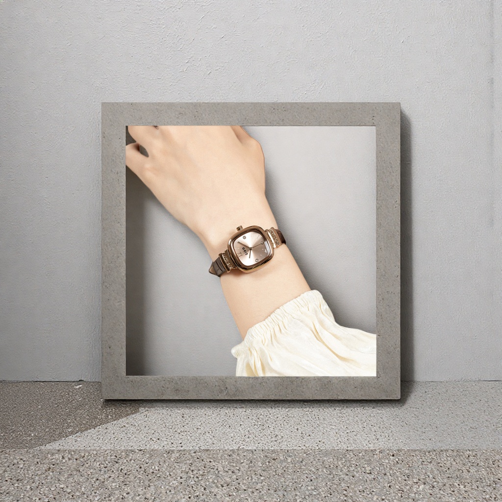 This golden case watch is a fashionable and simple wristwatch for both women and men when worn on the wrist Specification image