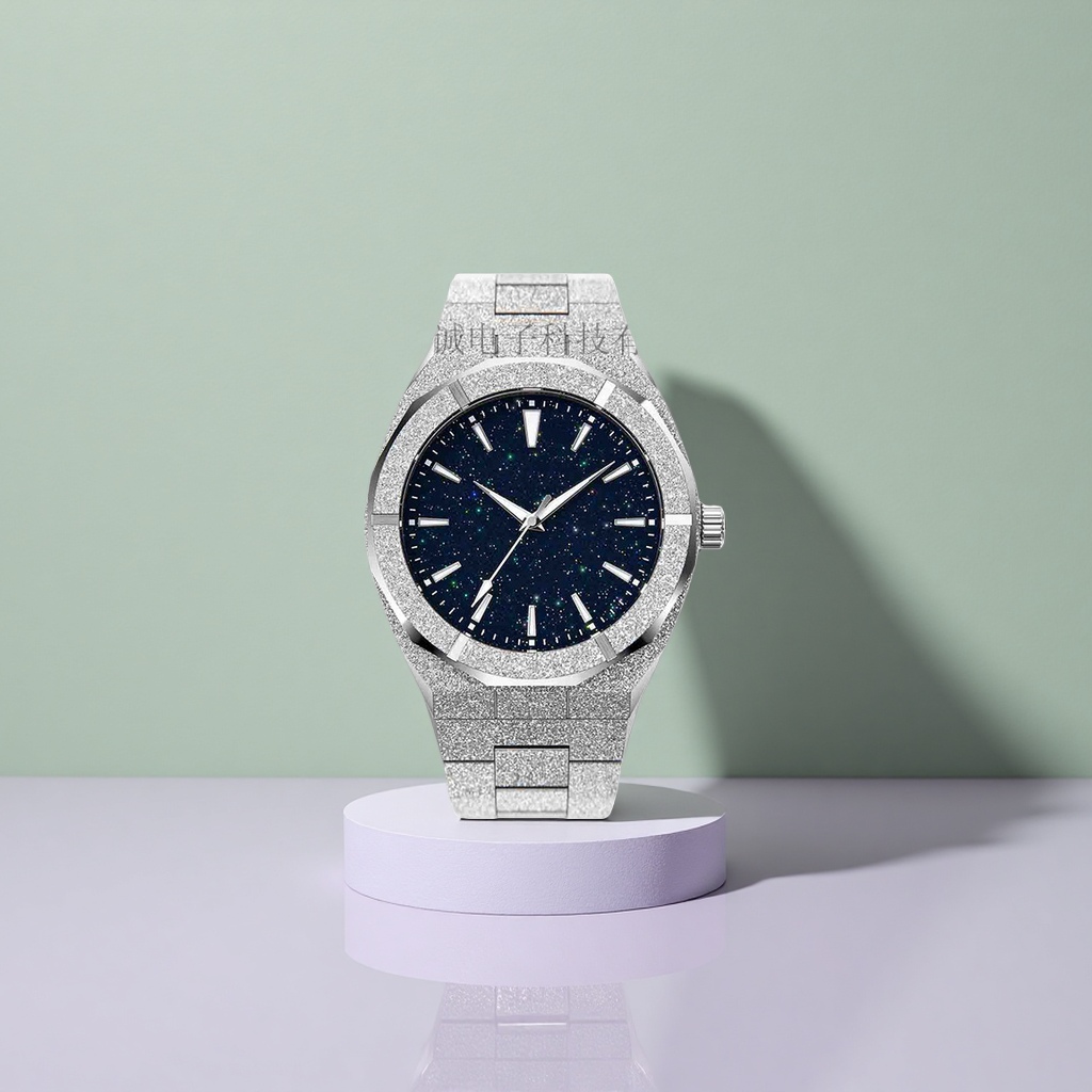 The silver starry sky dial quartz ladies' watch is simple, fashionable, versatile and light luxury Application Scenario