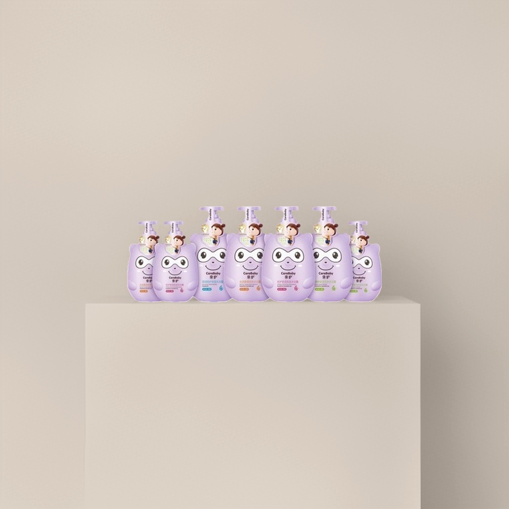 紫色卡通造型洗护用品瓶身细节图