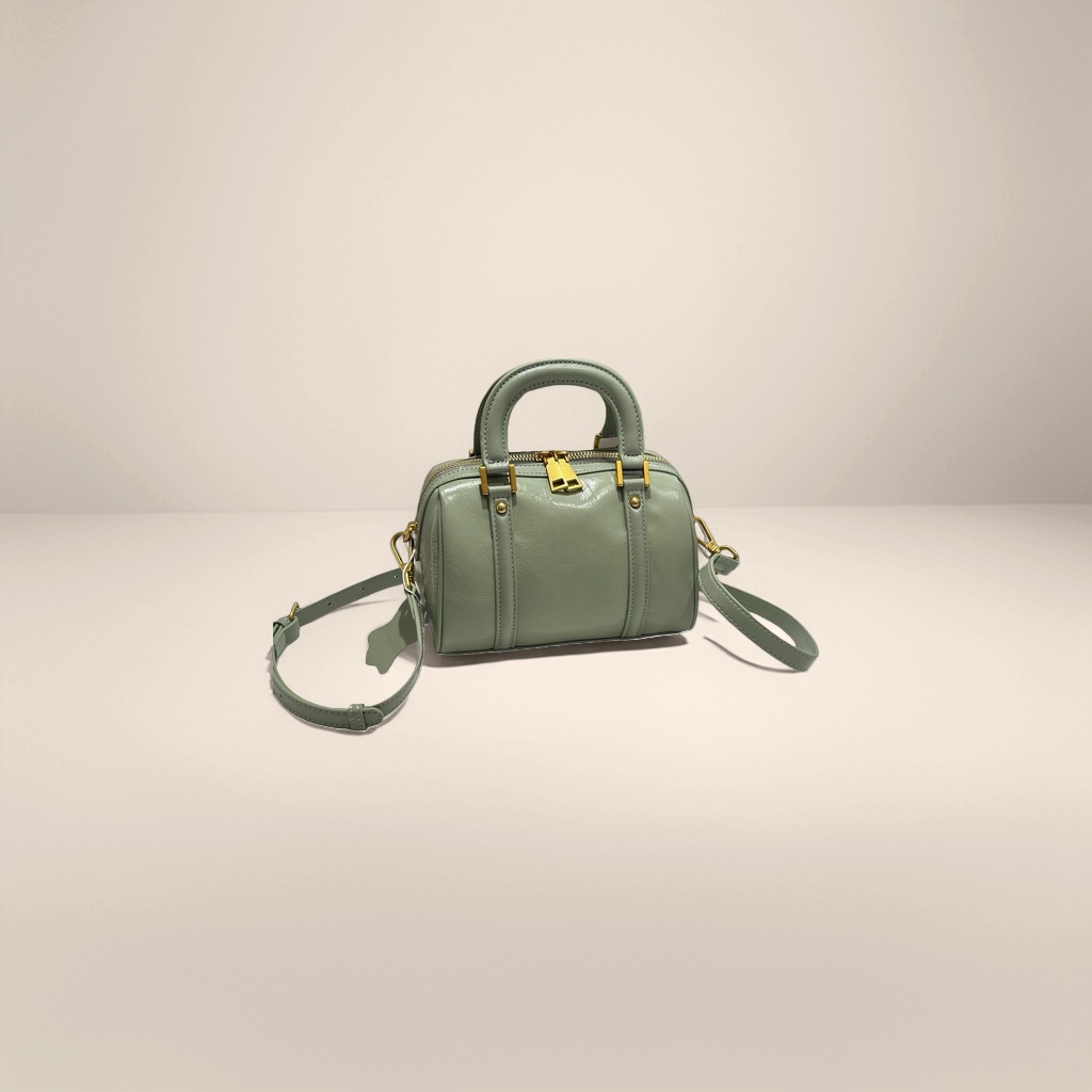 A light green fashionable handbag, a versatile commuting single-shoulder tote bag for women