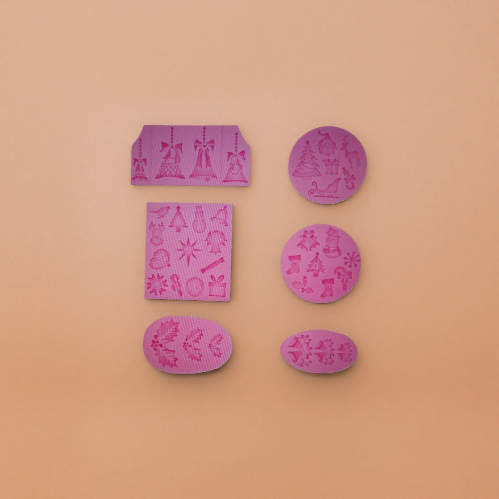 Pink Christmas-themed mold pattern baking DIY snowflake bell Christmas tree shape details Picture