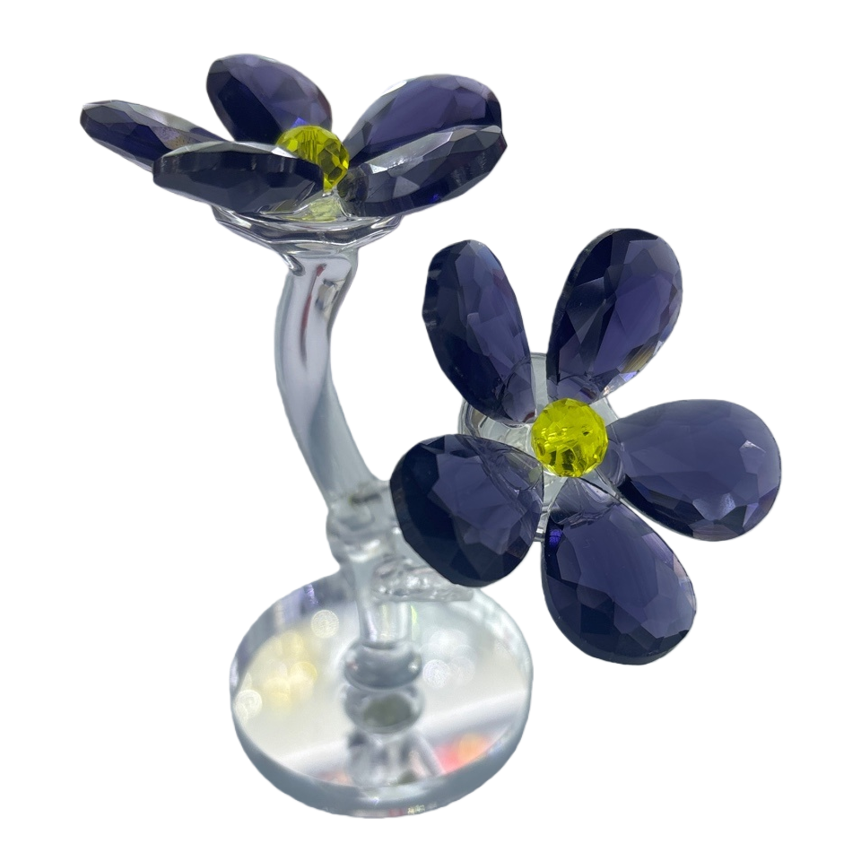 紫色水晶花朵摆件白底实物图