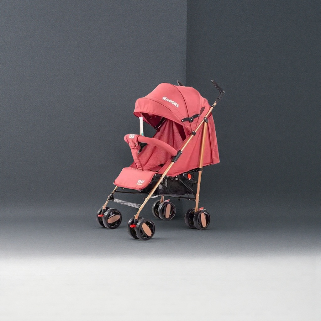 The red baby stroller is lightweight, foldable, suitable for both sitting and lying down, with shock-absorbing safety belts and a double-layer sunshade Application Scenario