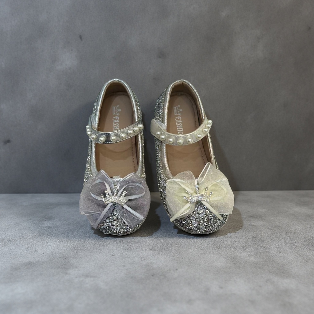Summer fashion and casual children's leather shoes, Hanfu leather shoes for boys and girls Application Scenario