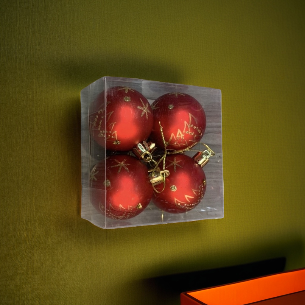 Red Christmas decorative balls, Christmas tree pendants, festive atmosphere home decoration items