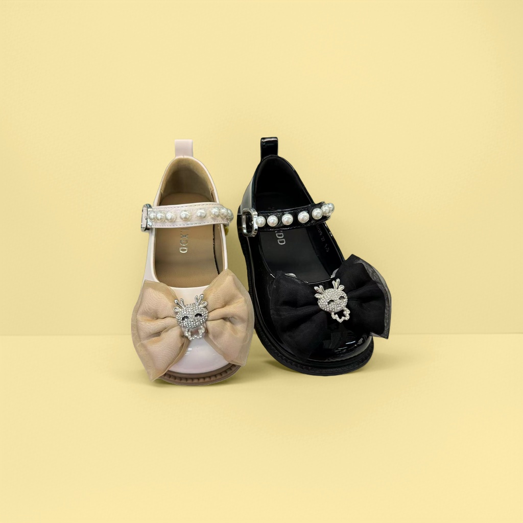 White and black pearl-decorated bow girls' shoes Item Picture