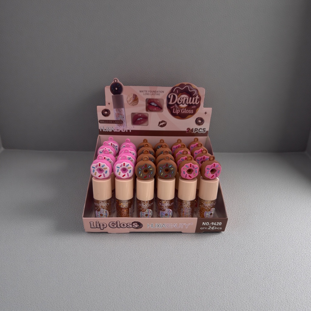 Pink donut-shaped lip gloss display box, sweet and cute desktop storage makeup box Application Scenario