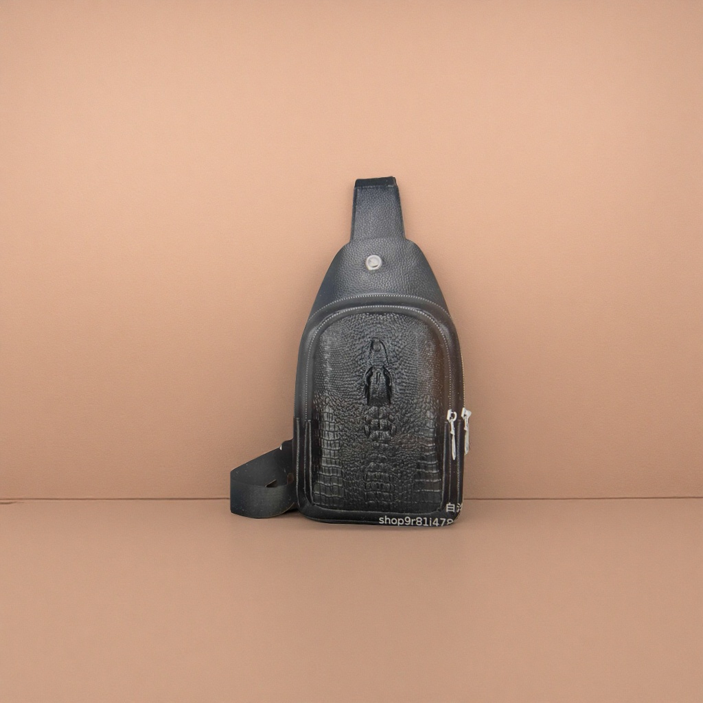 وبملابس الصدر الأسود ذات الصدر الخفيف مع النساء بحقائب صغيرة Specification image