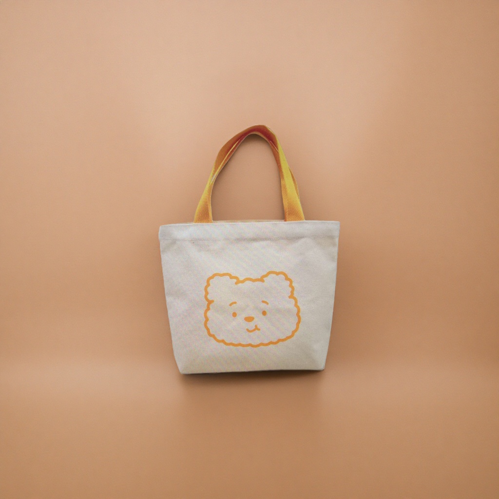 The white canvas bag and the orange bear pattern hand-held shopping bag are simple and versatile for daily commuting Specification image
