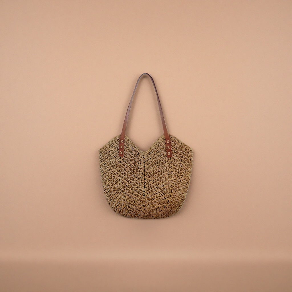 Brown woven handbag for women, simple and fashionable, large-capacity tote bag for commuting Application Scenario