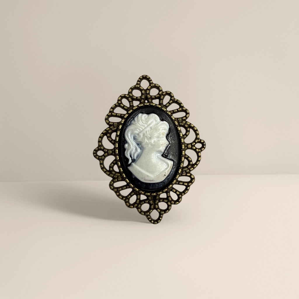 Oro bisel calado fondo negro blanco relieve mujer lateral broche vintage details Picture