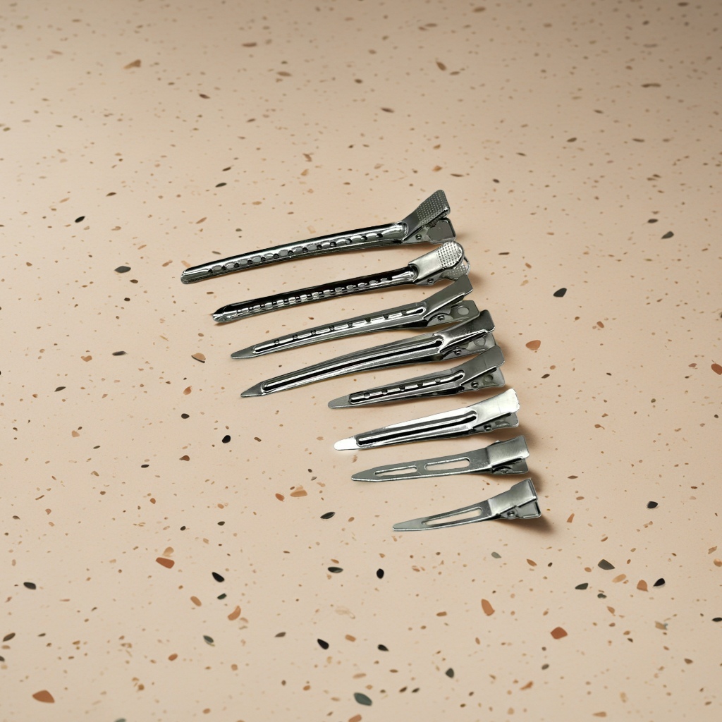 Silver metal hairpins are fashionable, simple and versatile women's headwear Specification image