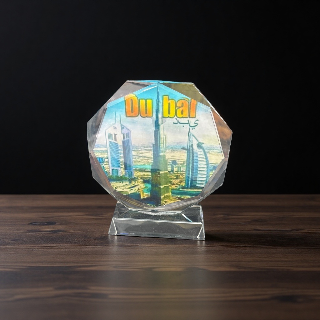 透明水晶八角切割摆件 内嵌迪拜城市景观及Du bai يبد 字样 透明底座水晶工艺品摆件