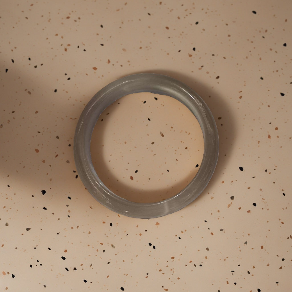 Gold bracelet, copper bracelet, silver bracelet and chalcedony bracelet are fashionable accessories for women Application Scenario