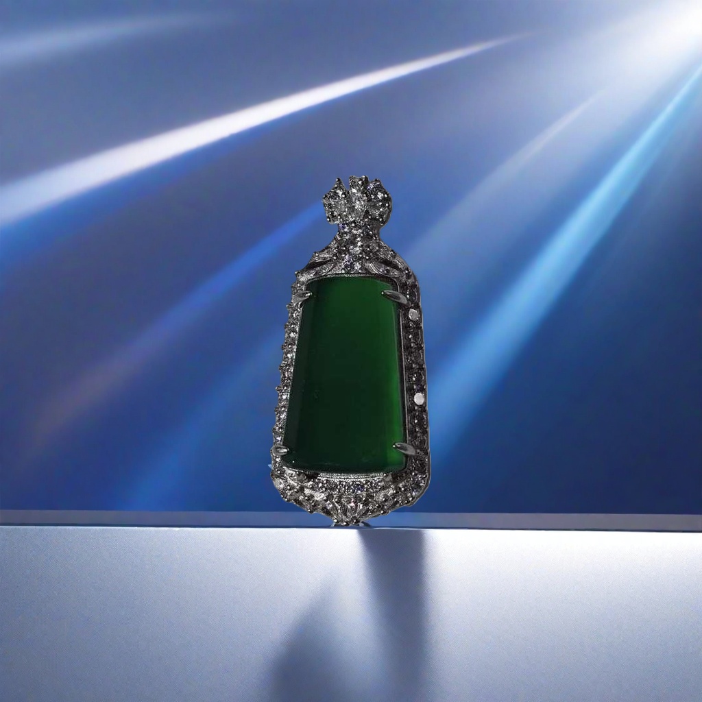 Natural green jade pendant, A-grade ice-type Zhengyang green, no cracks, exquisite gift box set Application Scenario