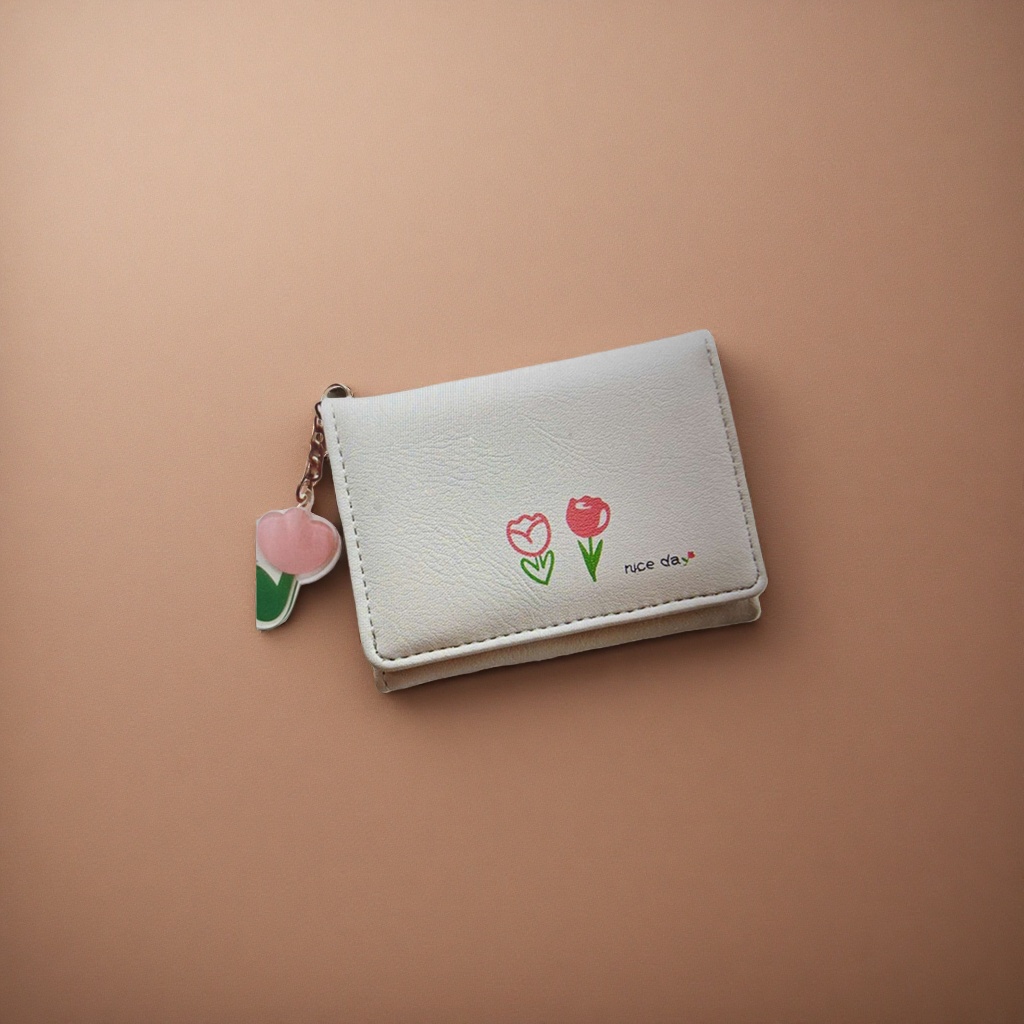 A small white wallet is printed with two red tulips and a nice day with a pink heart-shaped pendant Specification image
