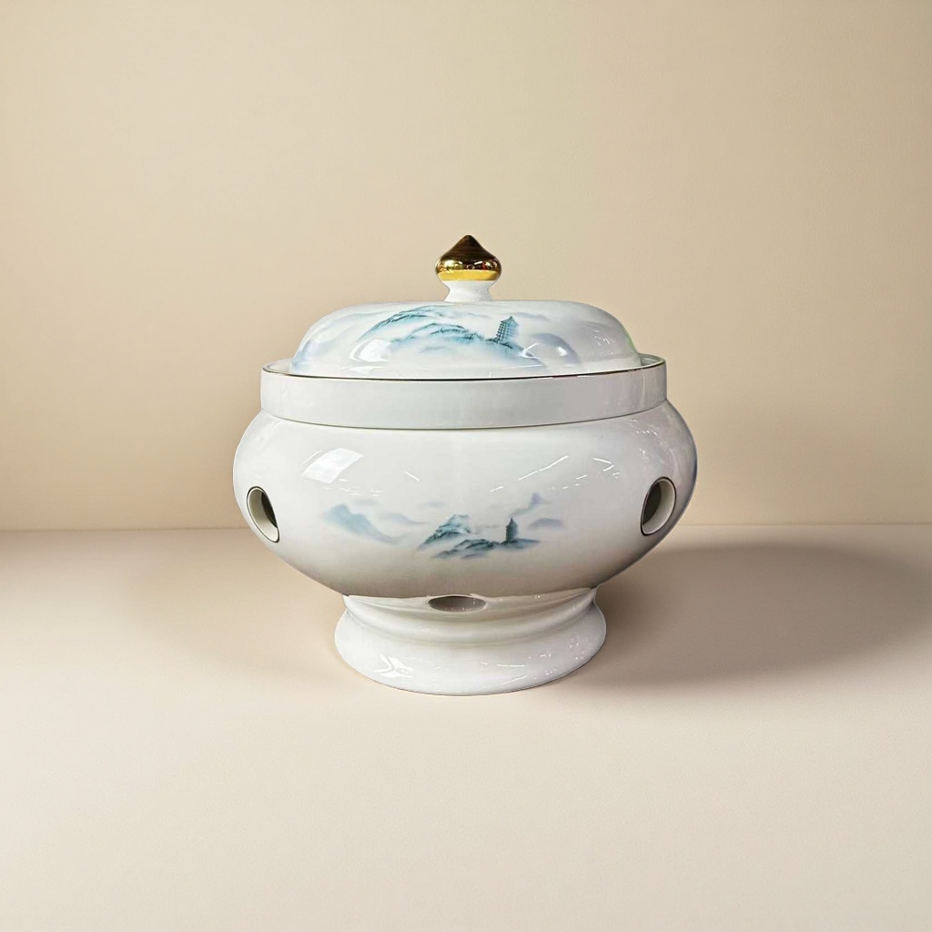 Blue and white landscape patterned porcelain covered bowl, ceramic tea set, Gongfu tea set, tea bowl with lid, household tea brewing vessel Specification image
