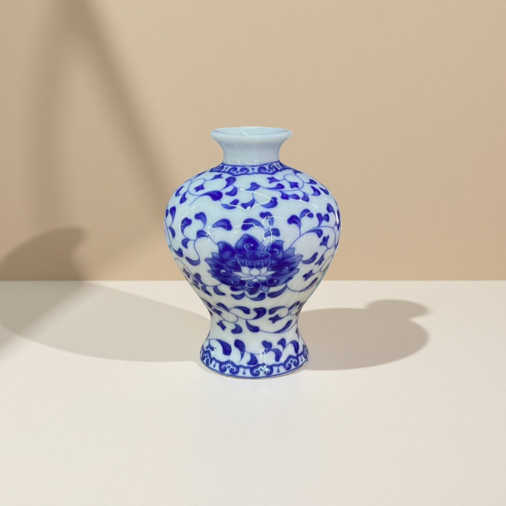 Blue and white porcelain vases, ceramic ornaments, home decoration, living room entrance hall, retro Chinese handicrafts details Picture