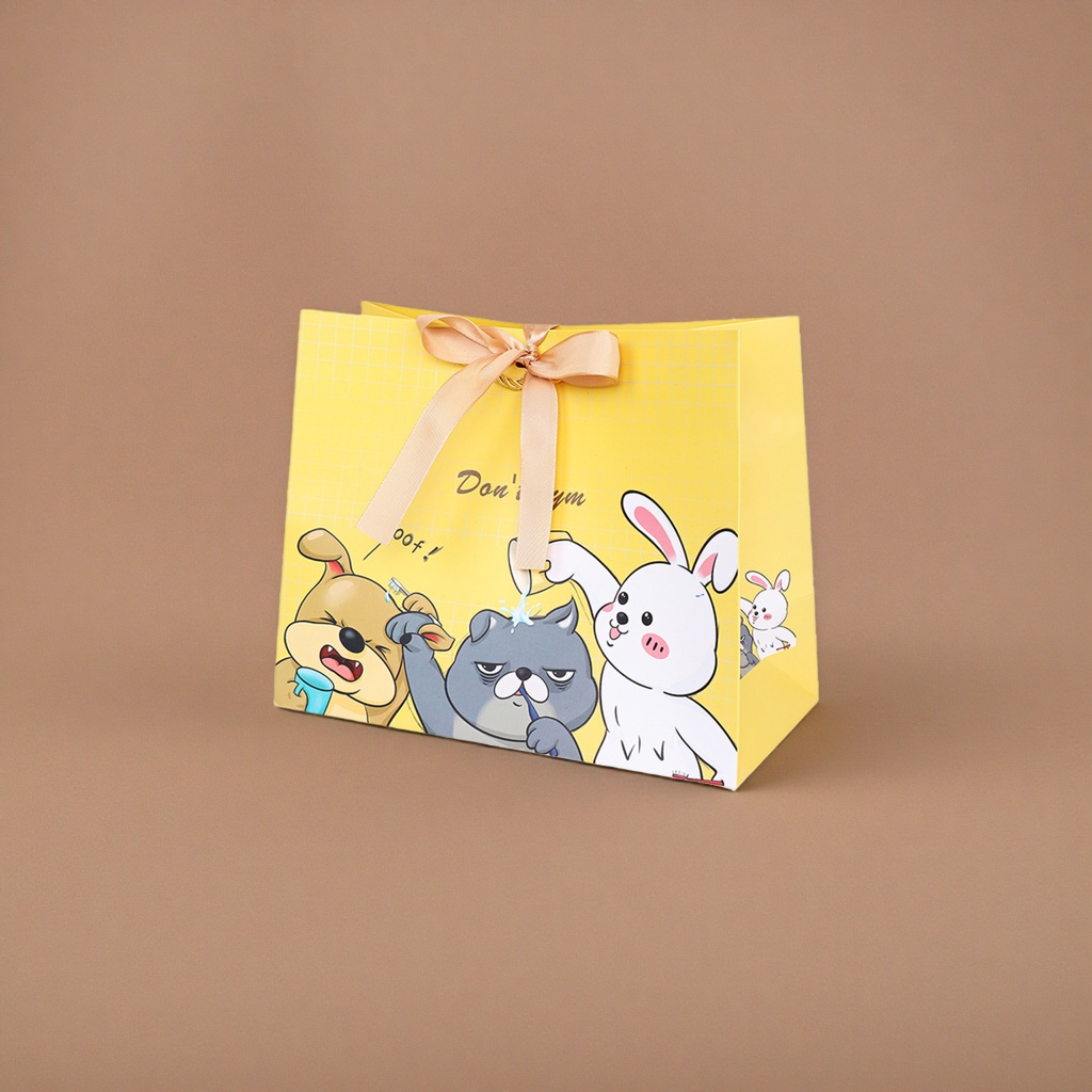 Yellow cartoon gift bags, large handbags, wedding and birthday party packaging bags Specification image