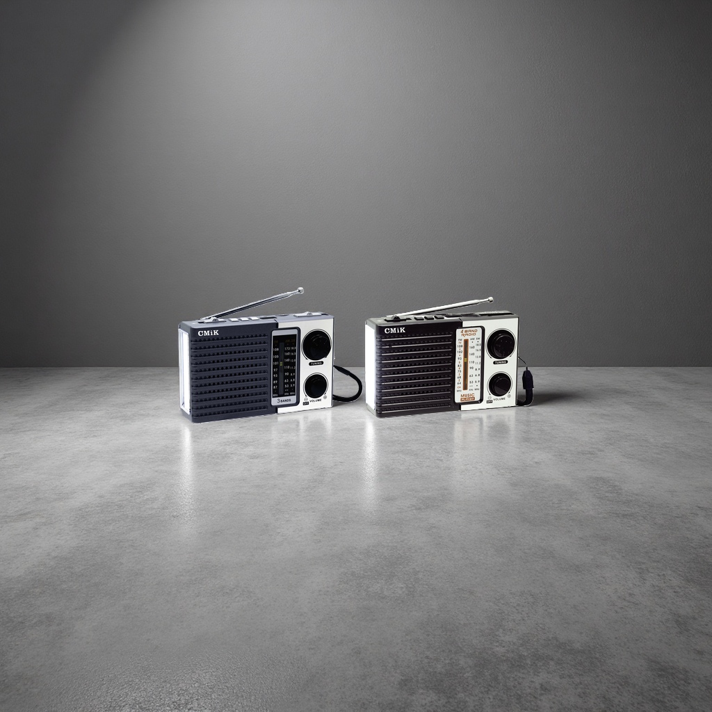 CMiK blue, gray and black dual-color portable radio with telescopic antenna, FM volume knob and frequency scale screen Application Scenario