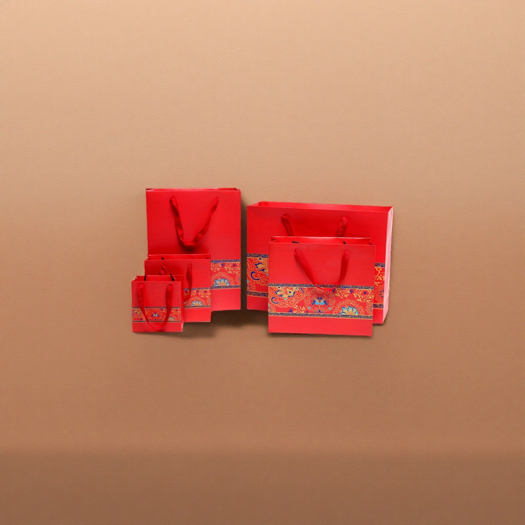 Red gift box packaging bags are universal for festive occasions, wedding gift bags and hand-held bags Application Scenario