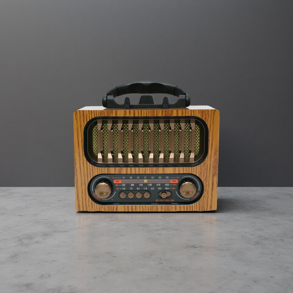 The wooden retro portable radio, an old-fashioned and nostalgic Bluetooth FM radio, is small, lightweight and has a long battery life Specification image