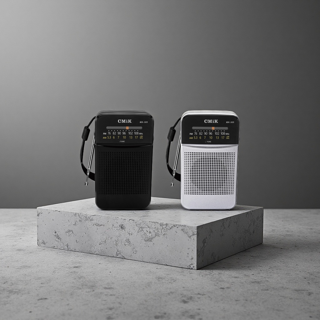 Black and silver portable radio, ultra-thin metal body, FM radio, Bluetooth speaker, rechargeable Application Scenario