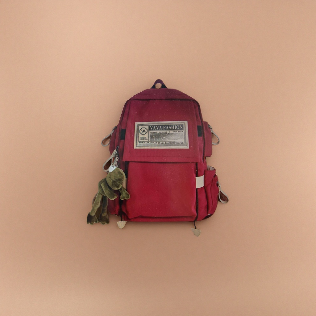 This red backpack is fashionable, lightweight and has a large capacity for student commuting and travel details Picture