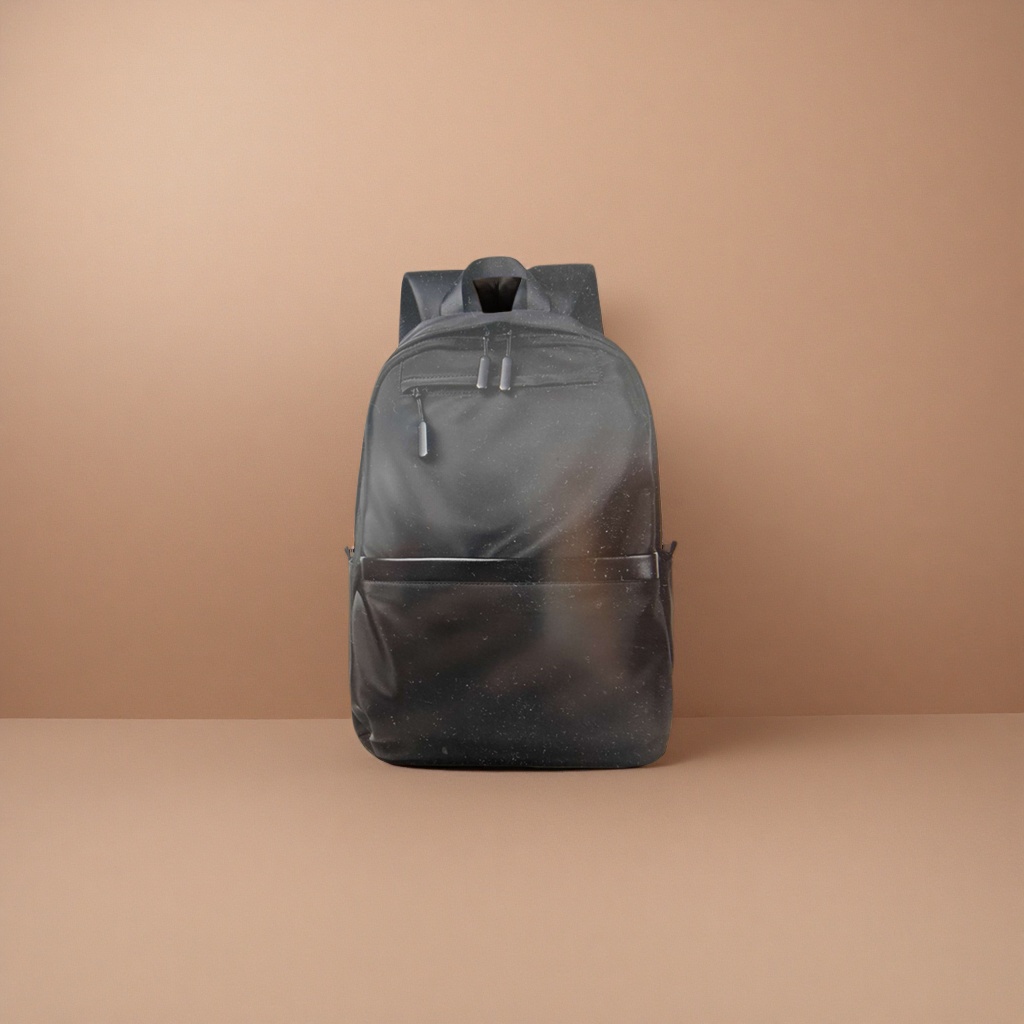 Black backpack, nylon waterproof, simple business and casual backpack for commuting details Picture