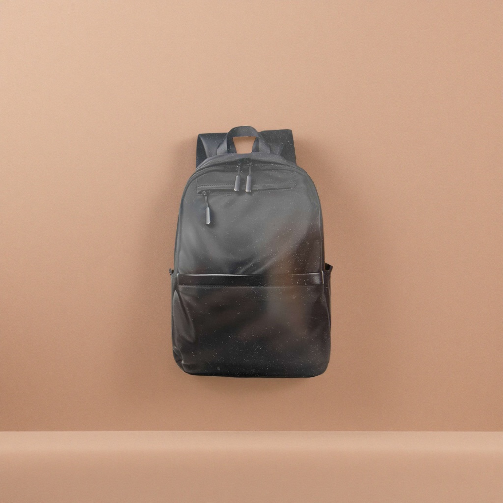 Black backpack, nylon waterproof, simple business and casual backpack for commuting