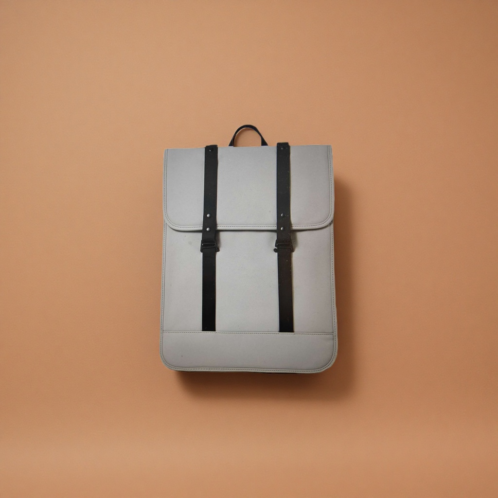 Light grey backpack strap, black leather strap and handle Specification image