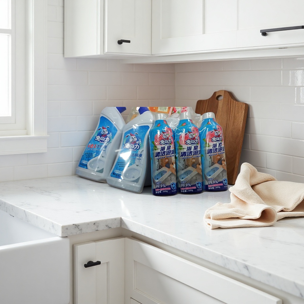 Rabbit Power Blue Bottle Toilet Cleaner and bathroom Bubble two-in-one Application Scenario